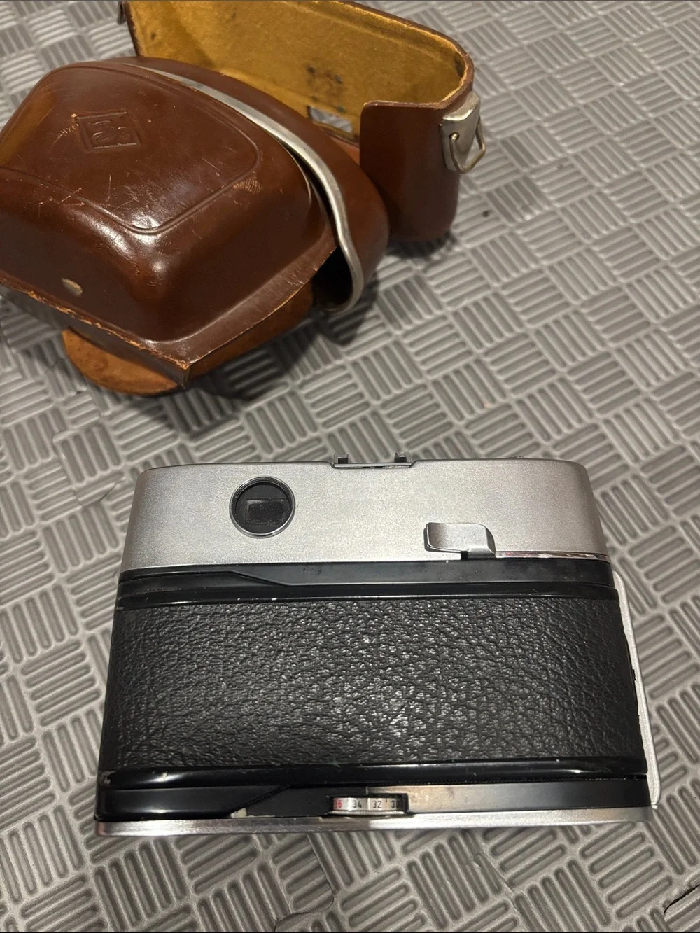Vintage Agfa Optima II S Vintage 35mm Camera - Black/Silver